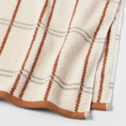 Modern Plaid Towel - Threshold™ 5 Modern Plaid Towel - Threshold™ -Decoro Shop GUEST 135d8423 ff0b 411a 9f91 ae573c348641