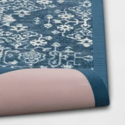 Vintage Print Comfort Rug Blue - Threshold™ -Decoro Shop GUEST 2f4d2ac9 00f5 42f5 a160 ae82fb4083c6