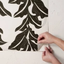 Botanical Leaf Peel And Stick Wallpaper Black/White - Opalhouse™ Designed With Jungalow™ 6 Botanical Leaf Peel And Stick Wallpaper Black/White - Opalhouse™ Designed With Jungalow™ -Decoro Shop GUEST 3095b8ff 6f52 48aa 8a4a 02a4870ccbf4
