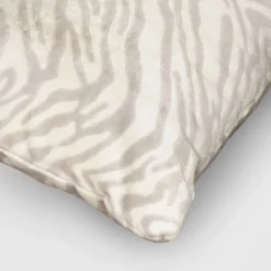Velvet Jacquard Zebra Lumbar Throw Pillow - Threshold™ 5 Velvet Jacquard Zebra Lumbar Throw Pillow - Threshold™ -Decoro Shop GUEST 4e0909c6 5960 4917 9d53 b5ab55a3111d