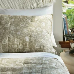 Standard Floral Print Trad Cotton Voile Lofty Quilt Sham Green - Threshold™ 7 Standard Floral Print Trad Cotton Voile Lofty Quilt Sham Green - Threshold™ -Decoro Shop GUEST bf71adc4 05df 450f bbec e4fe8094f052