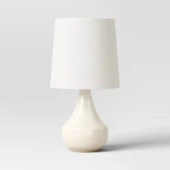 Montreal Wren Assembled Table Lamp White - Threshold™ 7 Montreal Wren Assembled Table Lamp White - Threshold™ -Decoro Shop GUEST c58fb750 83fe 40a7 be80 05100a364310