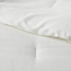 Family-Friendly Comforter & Sham Set Chambray - Threshold™ 5 Family-Friendly Comforter & Sham Set Chambray - Threshold™ -Decoro Shop GUEST d65c10f7 e586 4941 a5dc ed729c323227